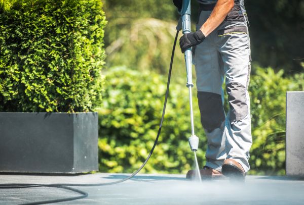 Concrete Pressure Washing in Greenville