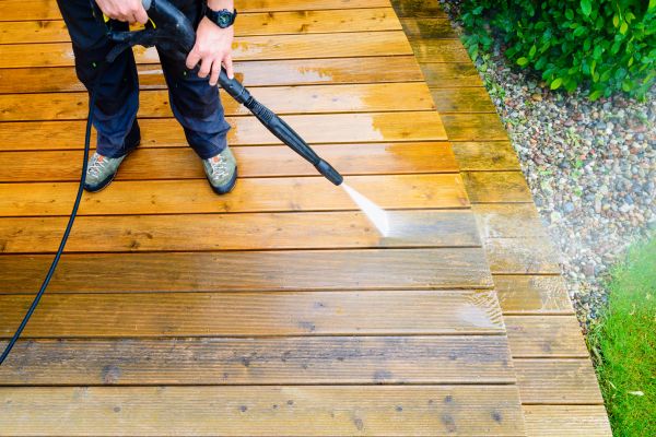 Deck Power Washing in Greenville