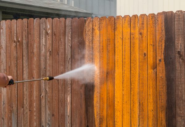 Fence Power Washing in Greenville