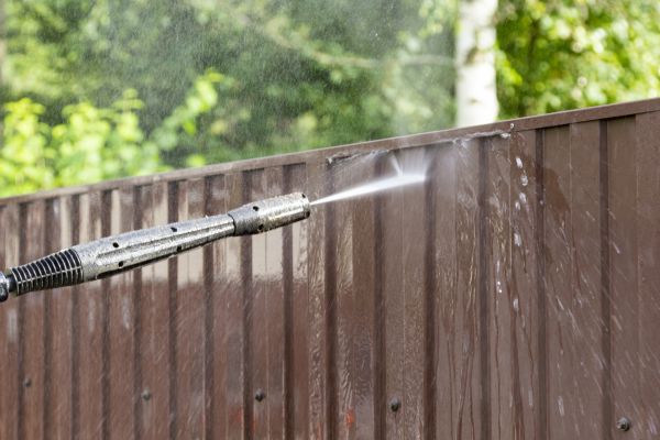 Vinyl Fence Cleaning in Greenville