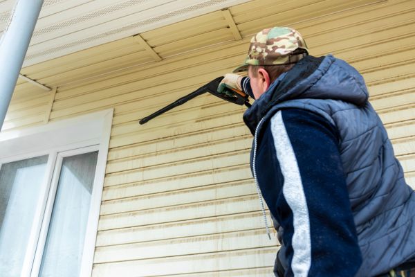 Vinyl Siding Pressure Cleaning in Greenville