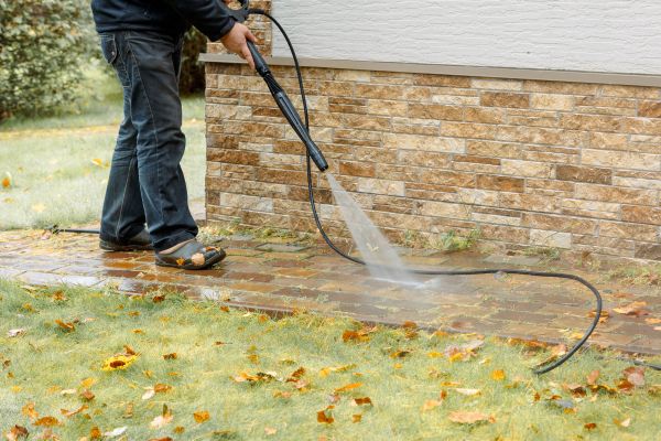 Residential Powerwashing in Greenville